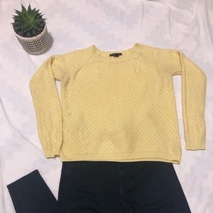 Forever 21 YELLOW SWEATER